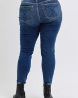 05630d0d-a55d-4c8c-a545-e7182697b4e2-Max