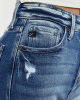 21d0ed6b-3d20-4aa6-8c0f-aedf113745df-Max