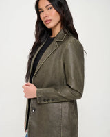 241dc6b2-41ea-41e0-a598-b3db5d4c9245-Max