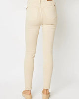 2deade2f-b41b-4678-8ef1-cbe1914dcc75-Max