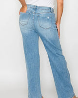 e4febc24-975e-45b3-a627-a9c10236556f-Max