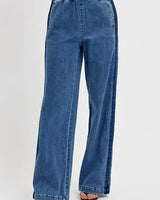 e5436d23-aa9a-4b5d-8eed-c20e840eec88-Max