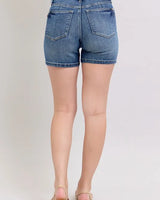 ef77b836-aeed-4cfa-9c32-ef67b30f0aa1-Max